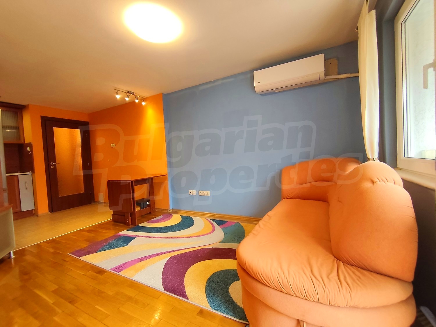 Gallery Picture 9