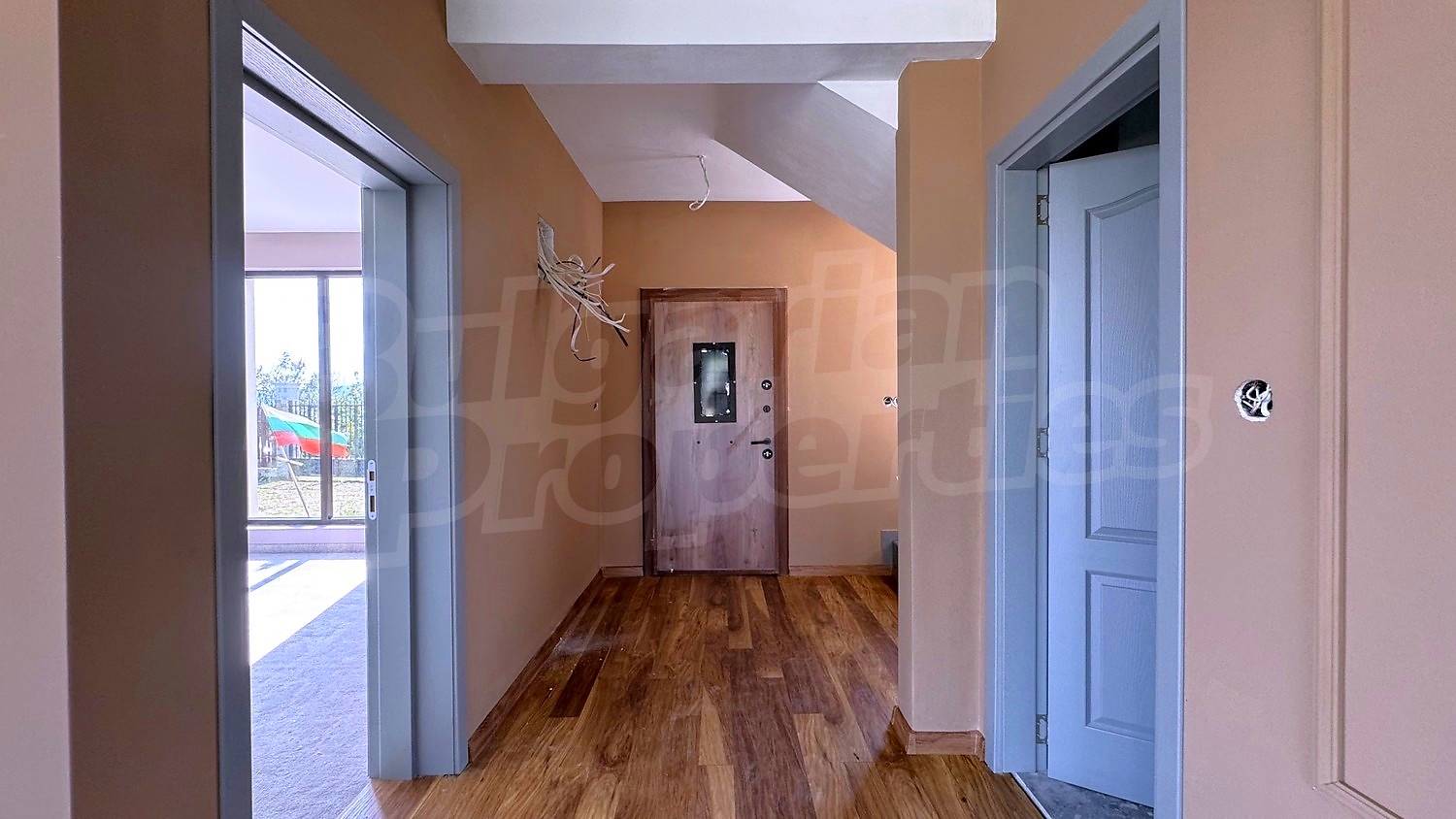 Gallery Picture 17