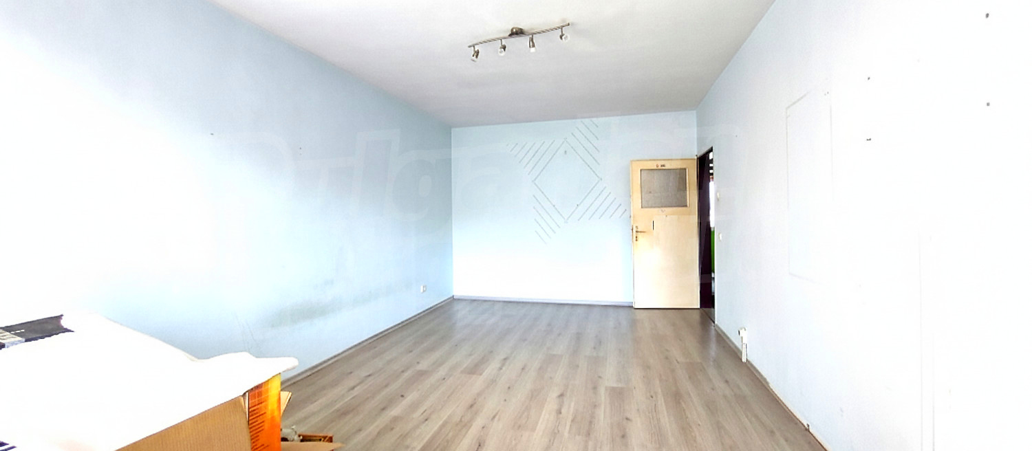 Gallery Picture 3