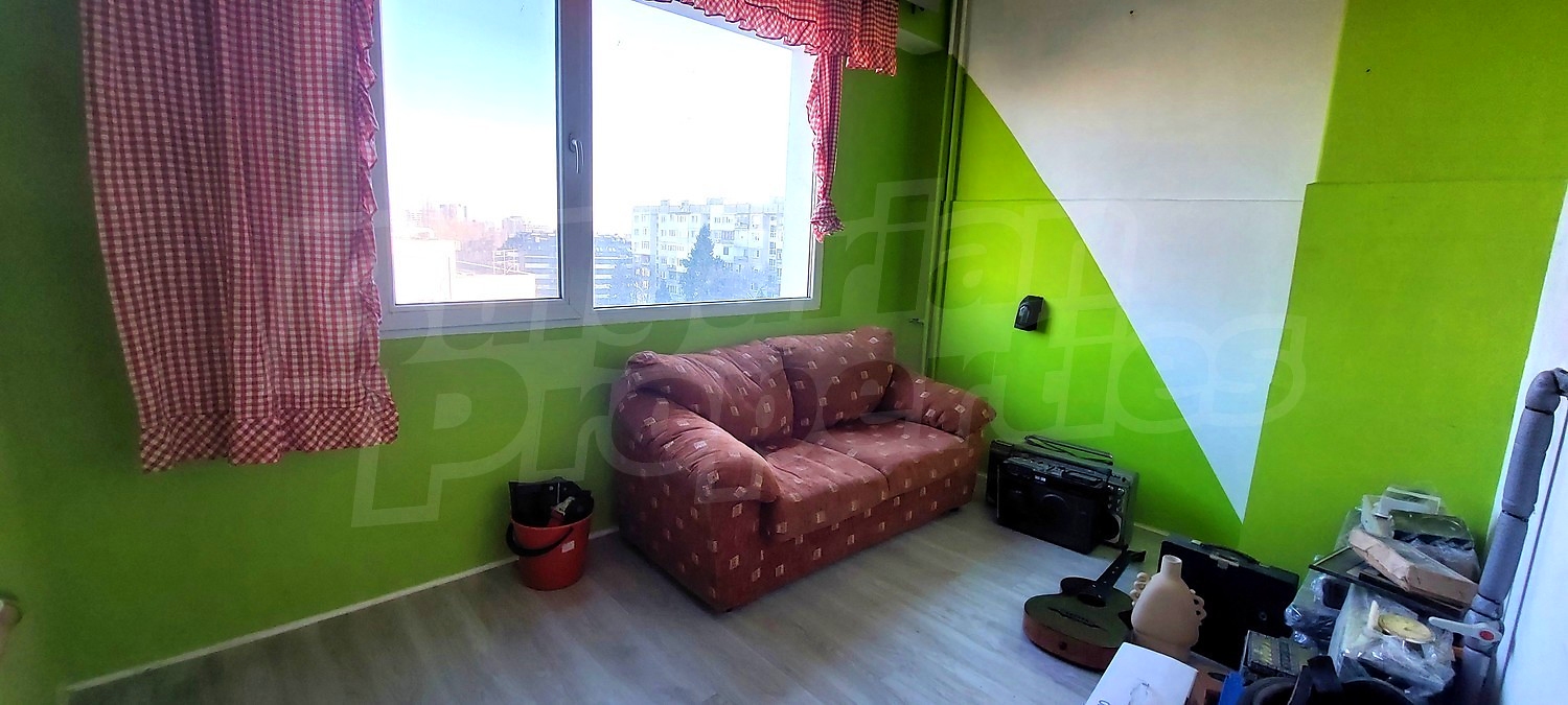 Gallery Picture 5