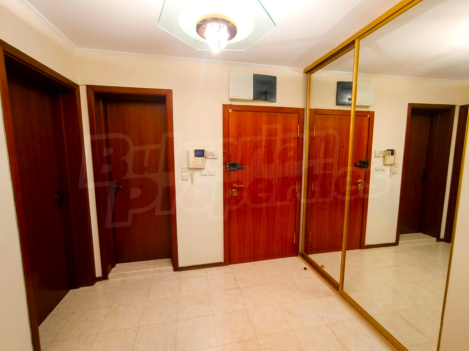 Gallery Picture 11