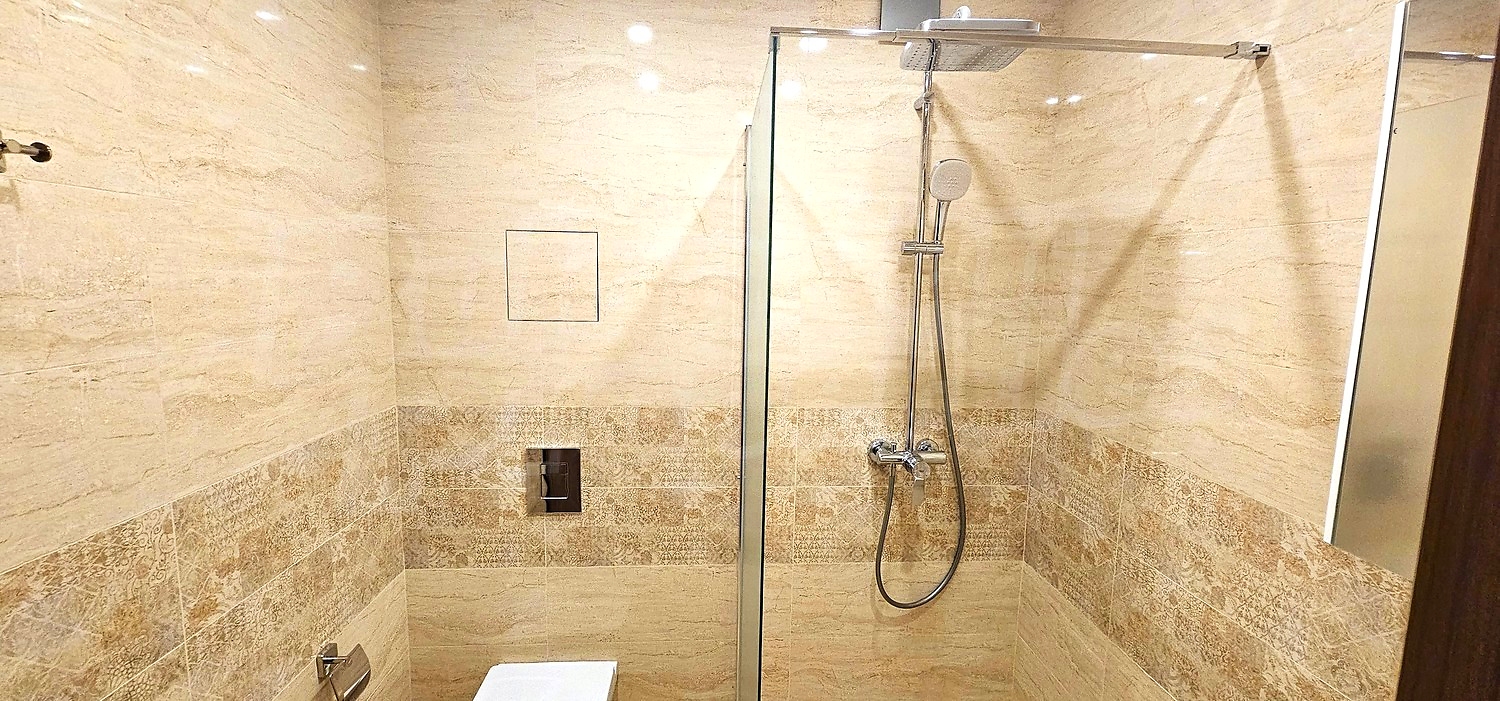 Gallery Picture 10