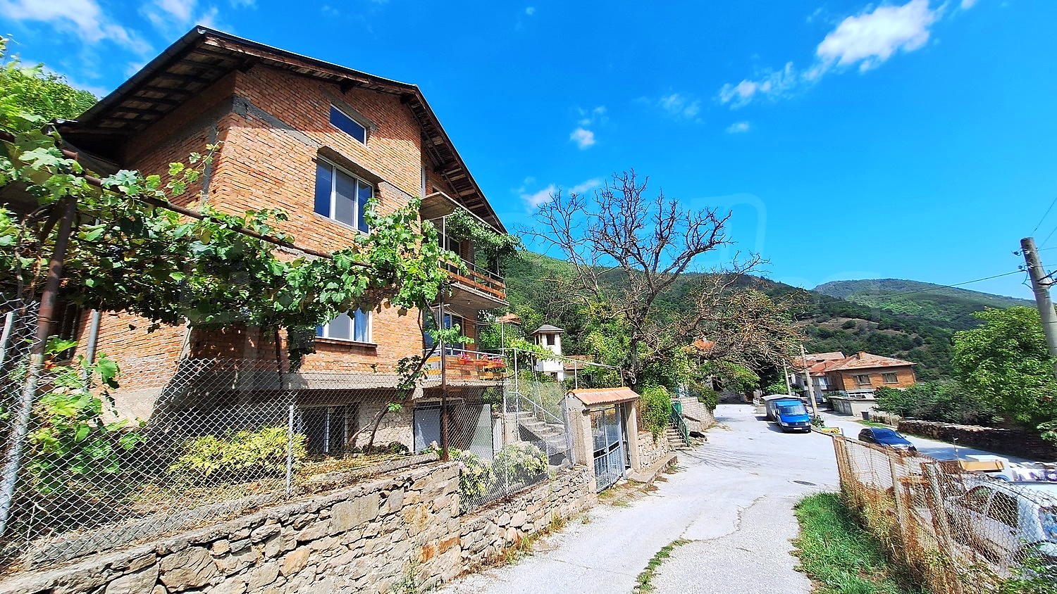 Gallery Picture 2