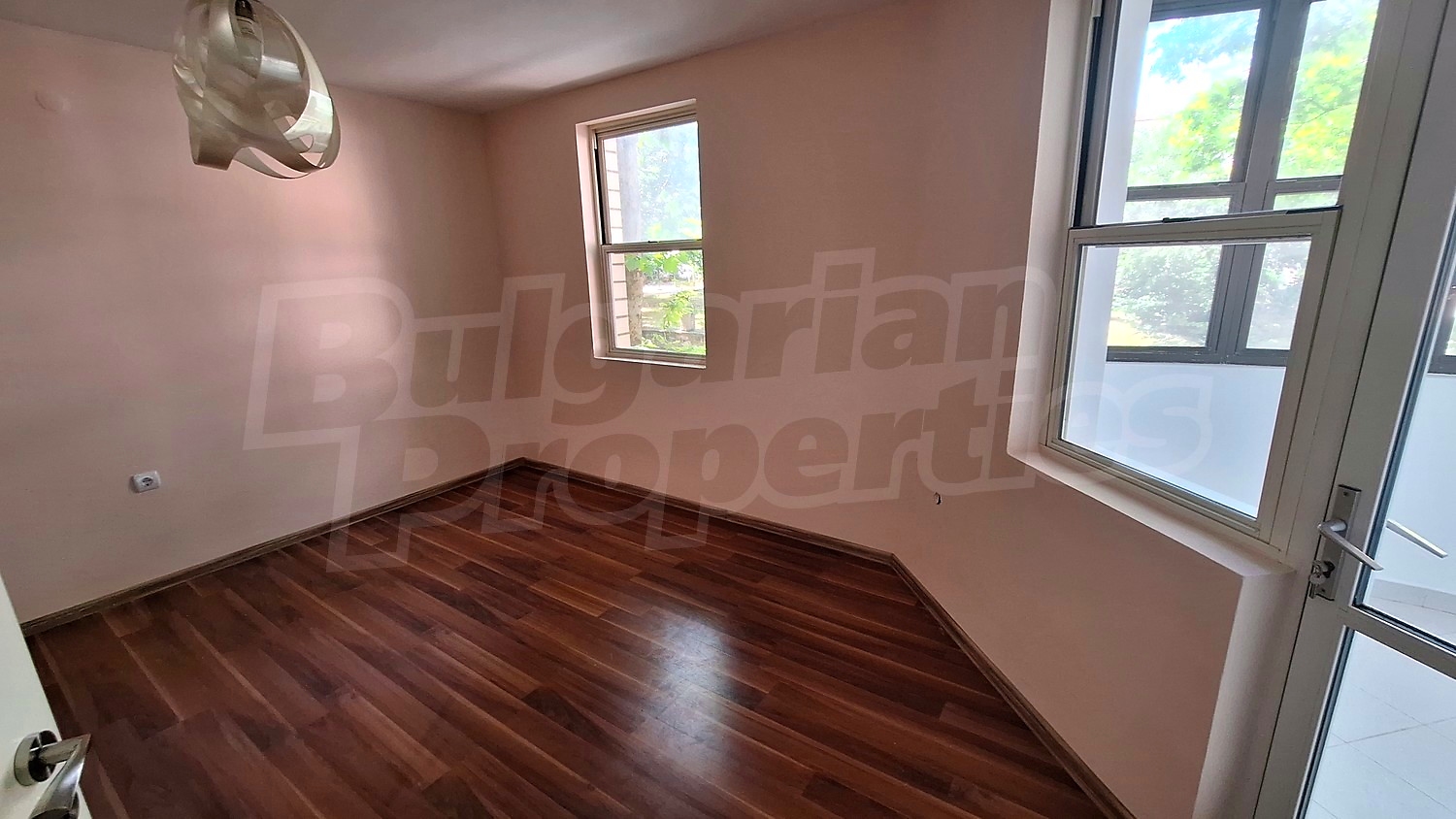 Gallery Picture 11