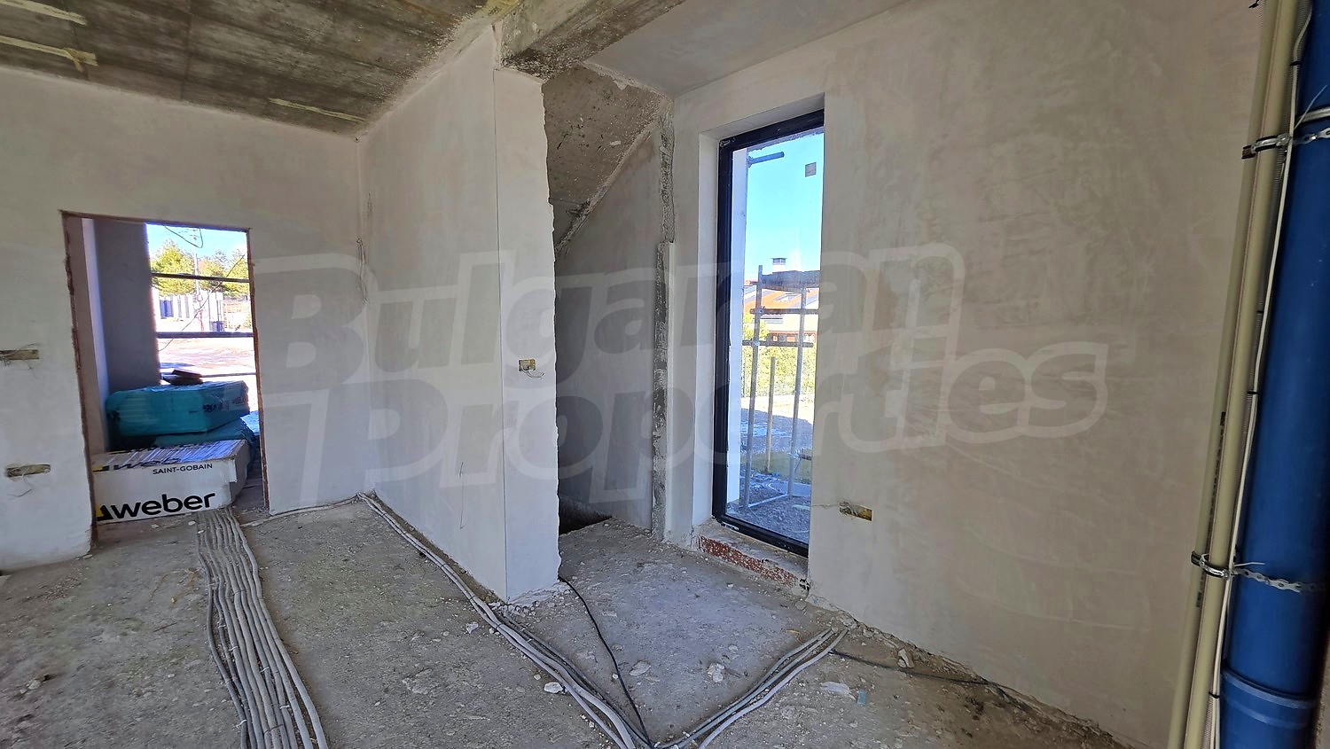 Gallery Picture 12