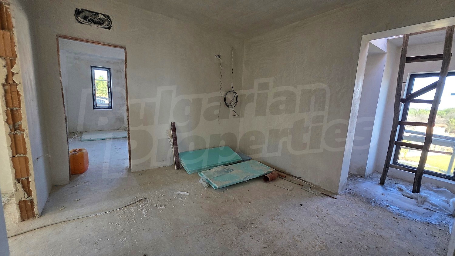 Gallery Picture 34