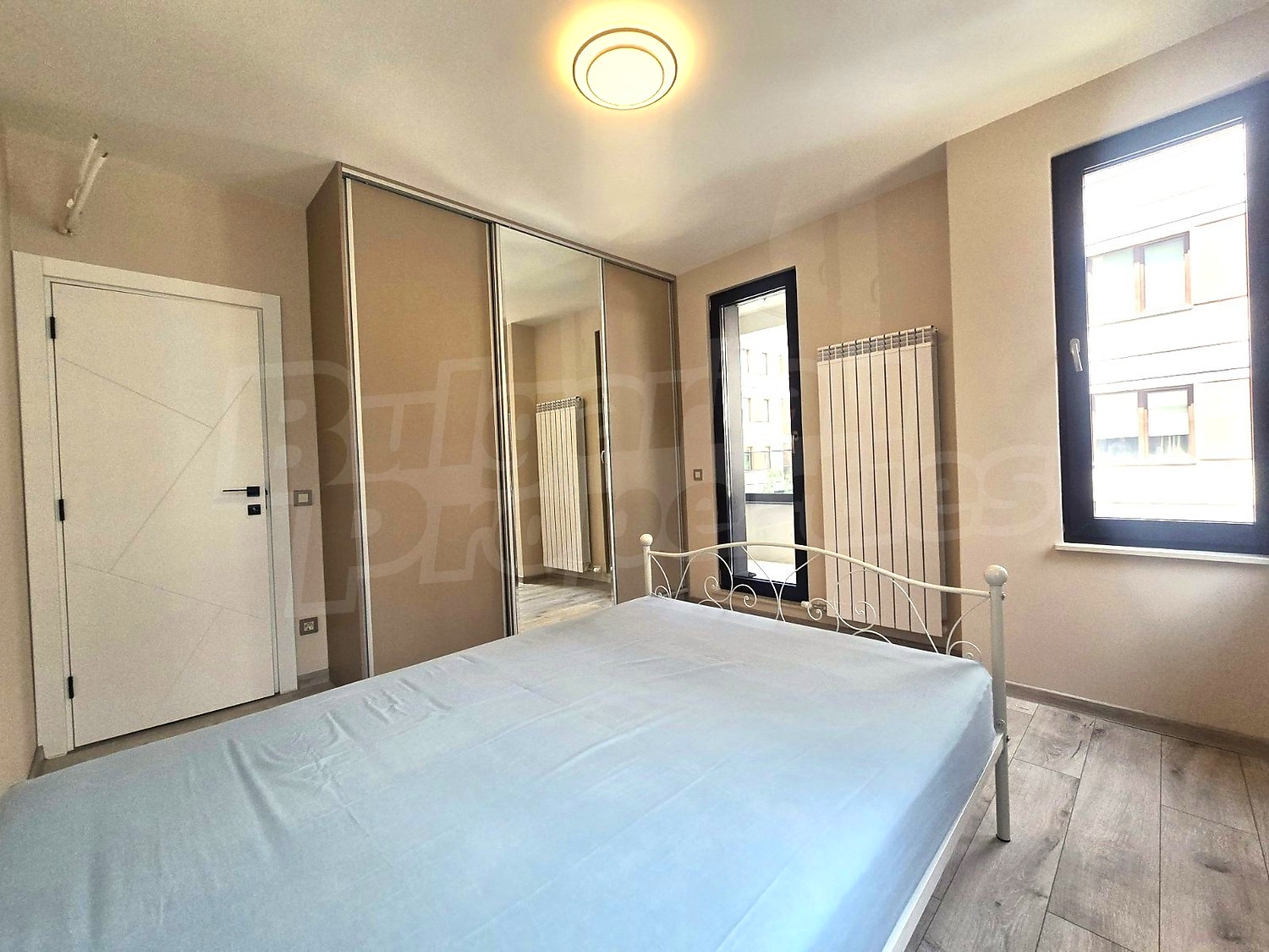 Gallery Picture 6
