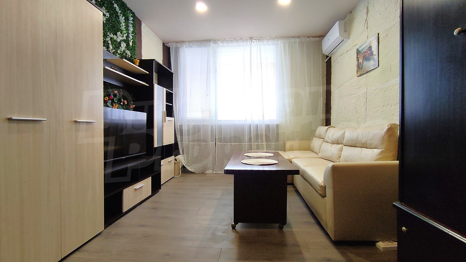 Gallery Picture 3