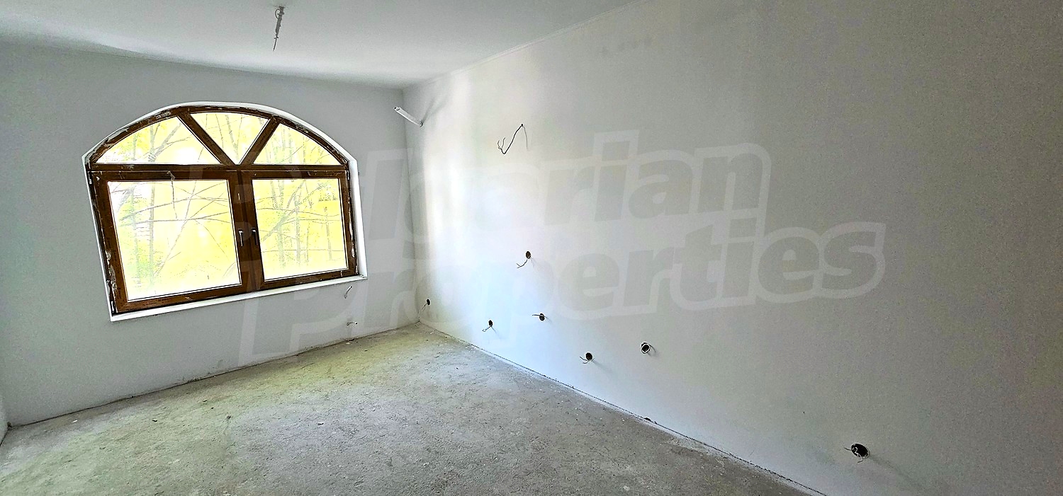 Gallery Picture 5