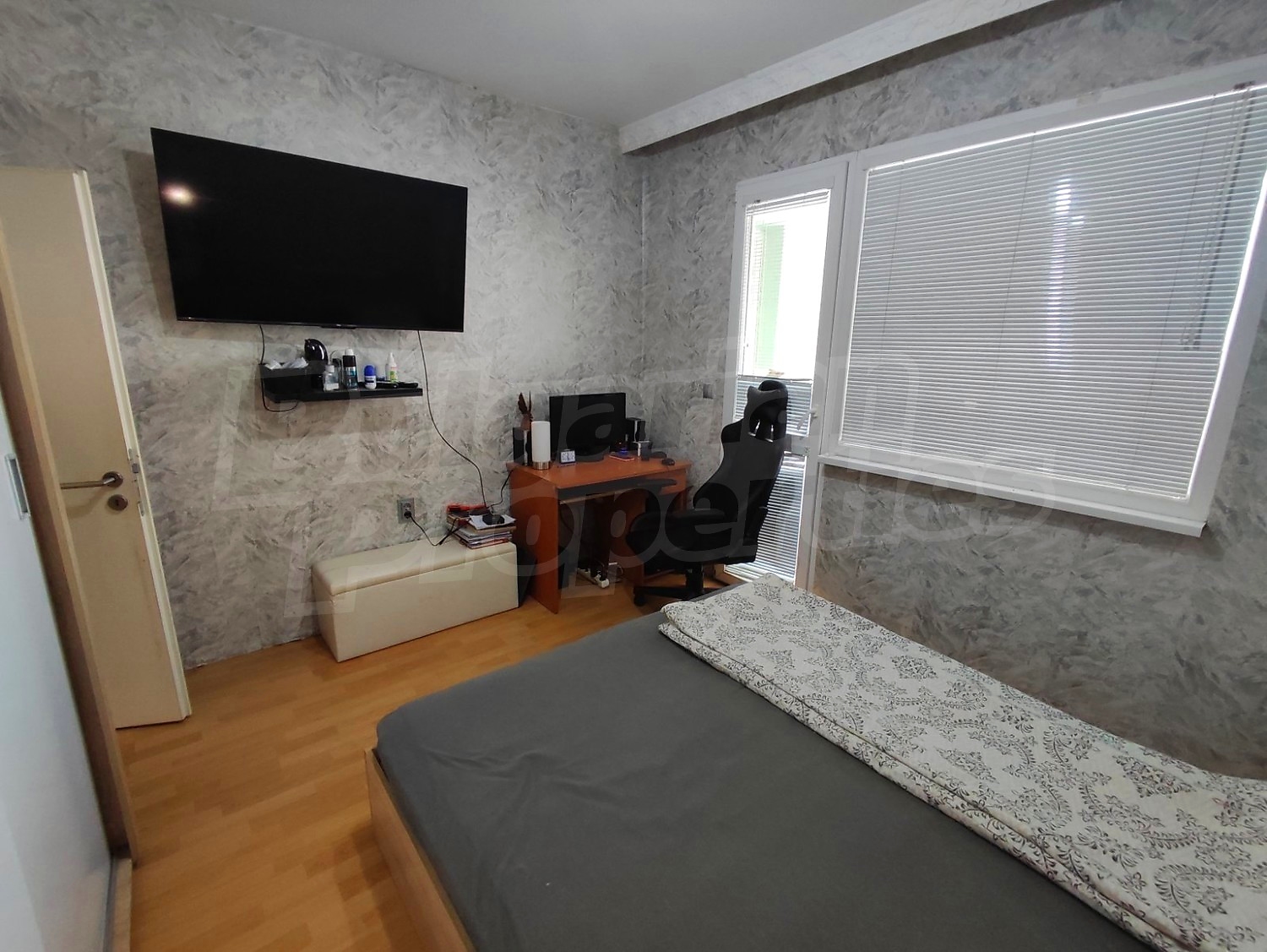Gallery Picture 12