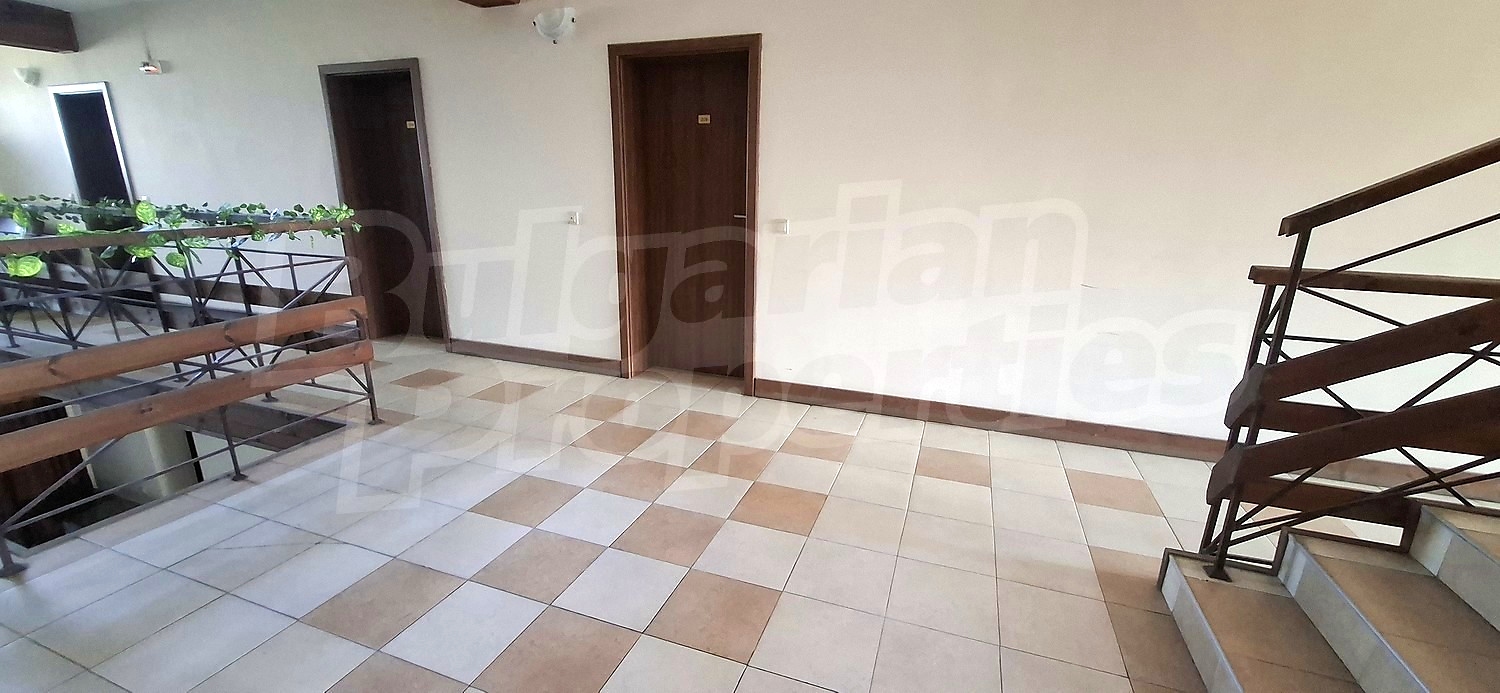 Gallery Picture 18