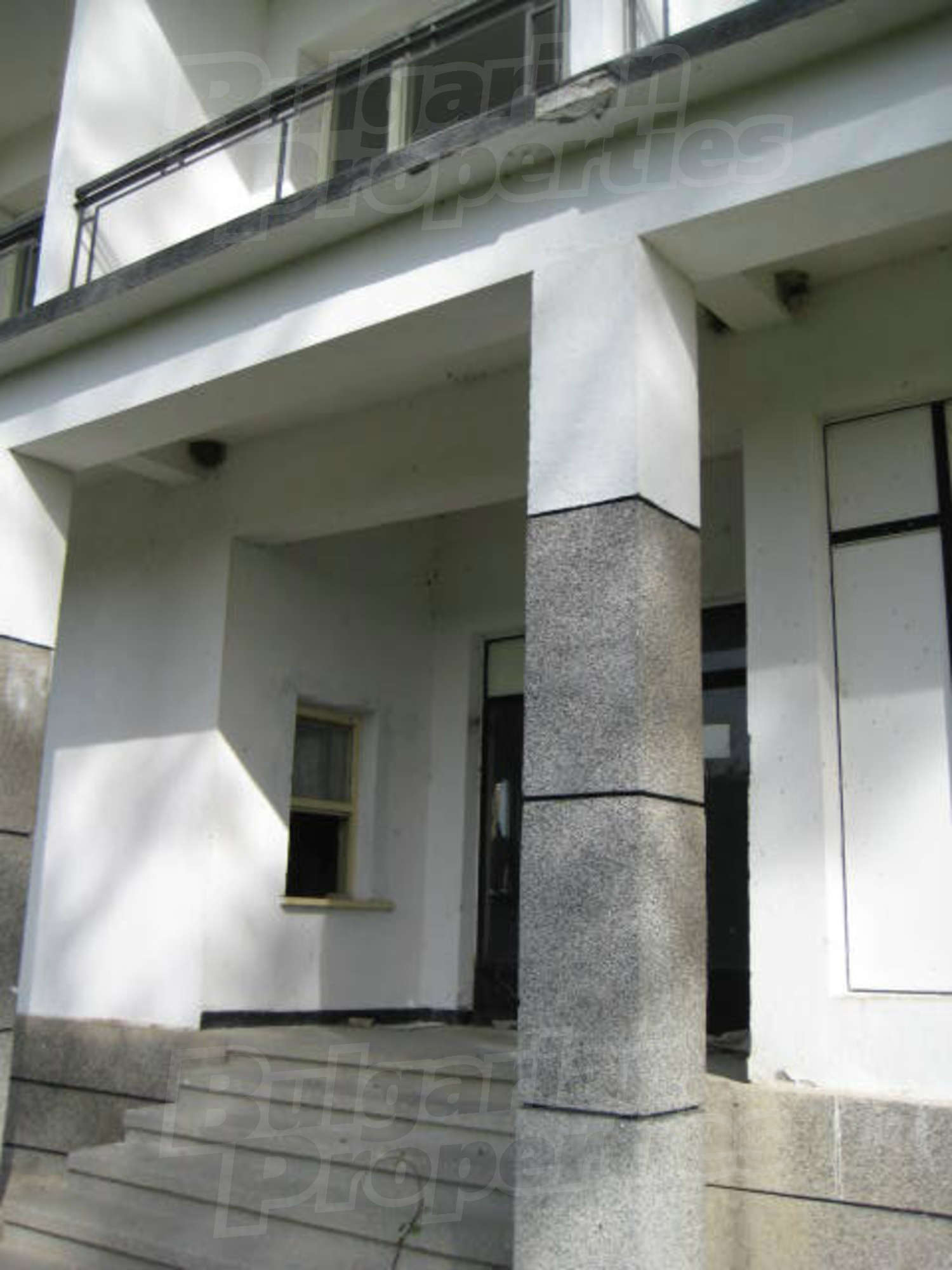 Gallery Picture 33