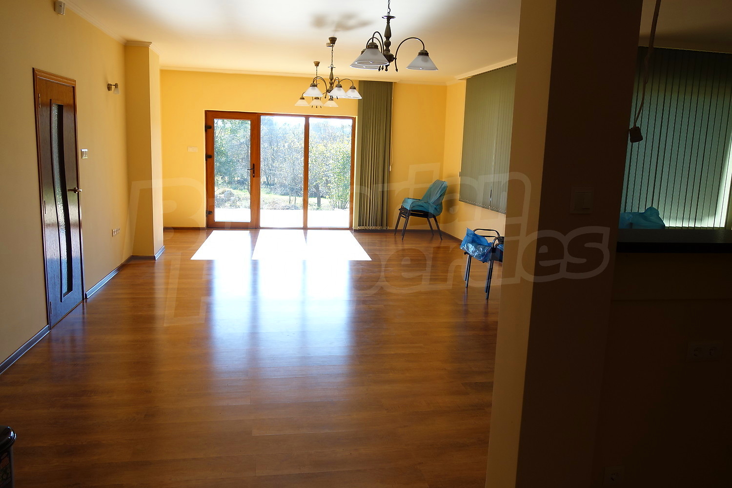 Gallery Picture 18