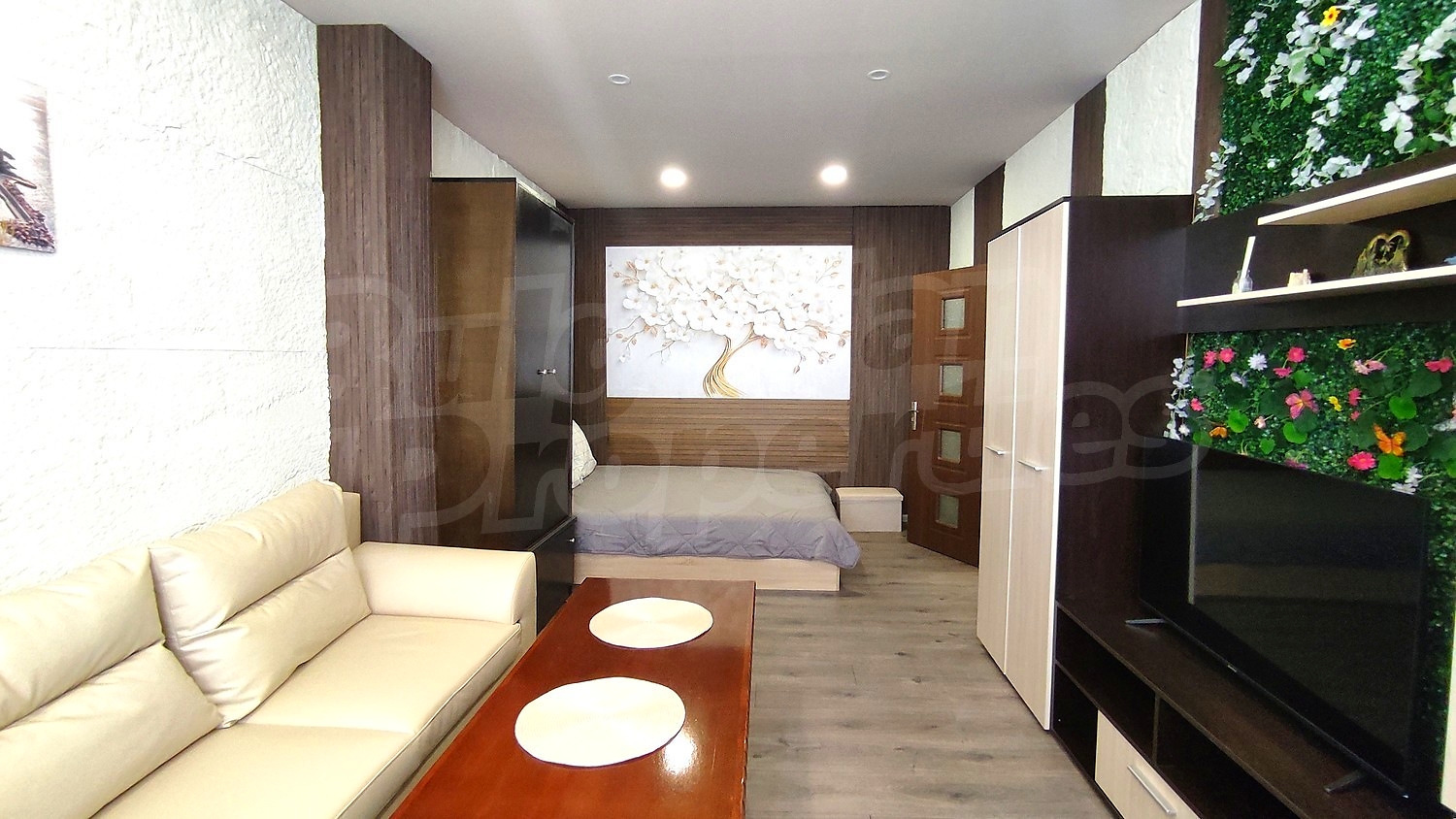 Gallery Picture 4