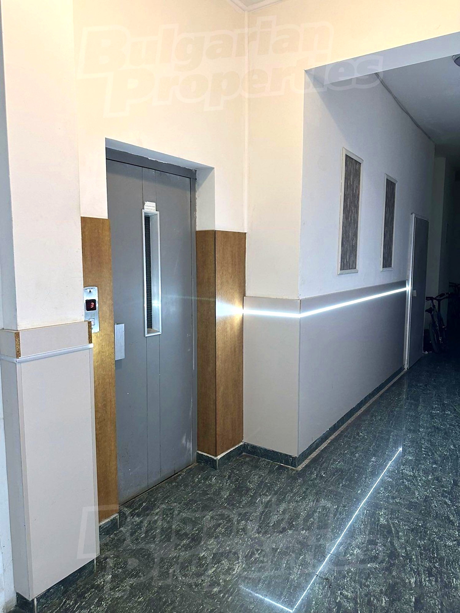 Gallery Picture 15