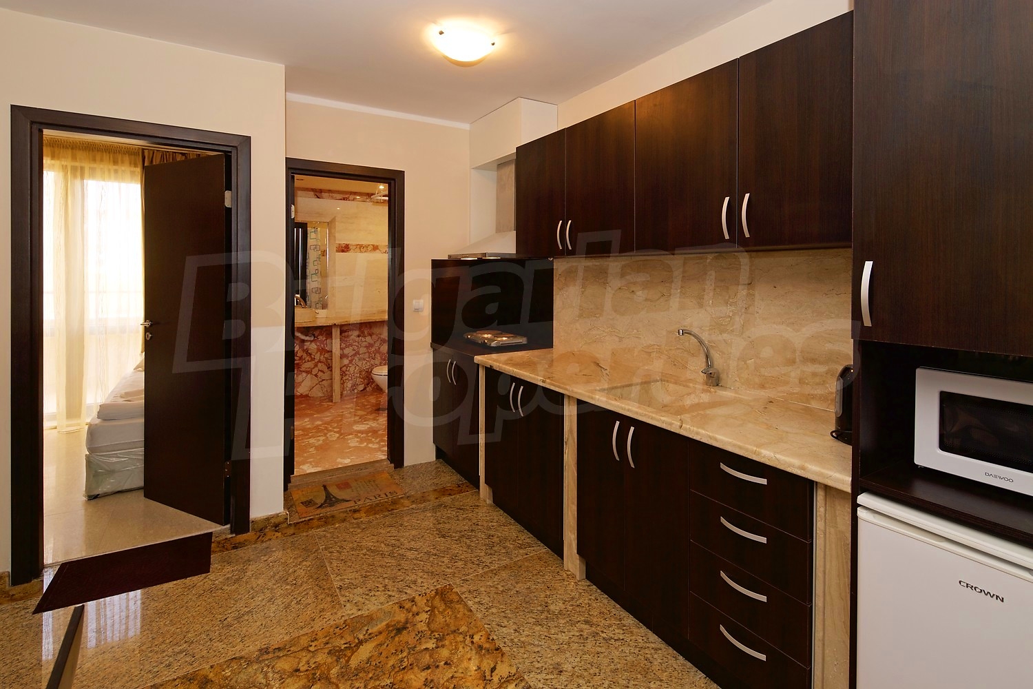 Gallery Picture 11