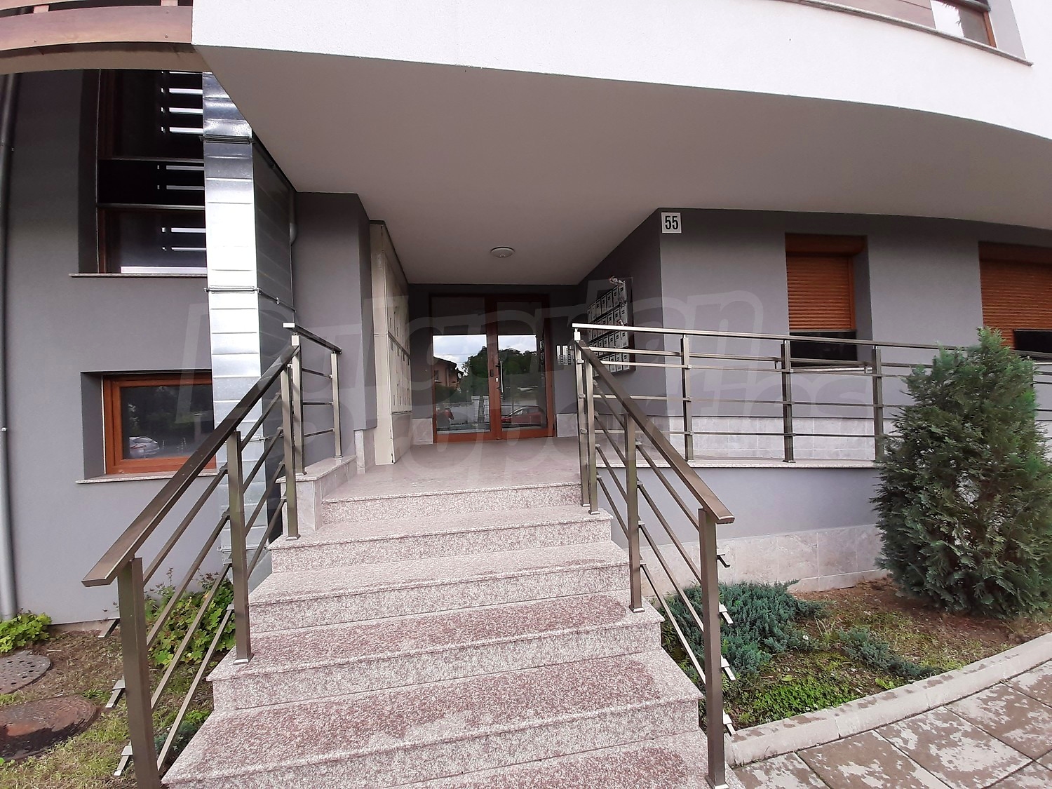 Gallery Picture 17