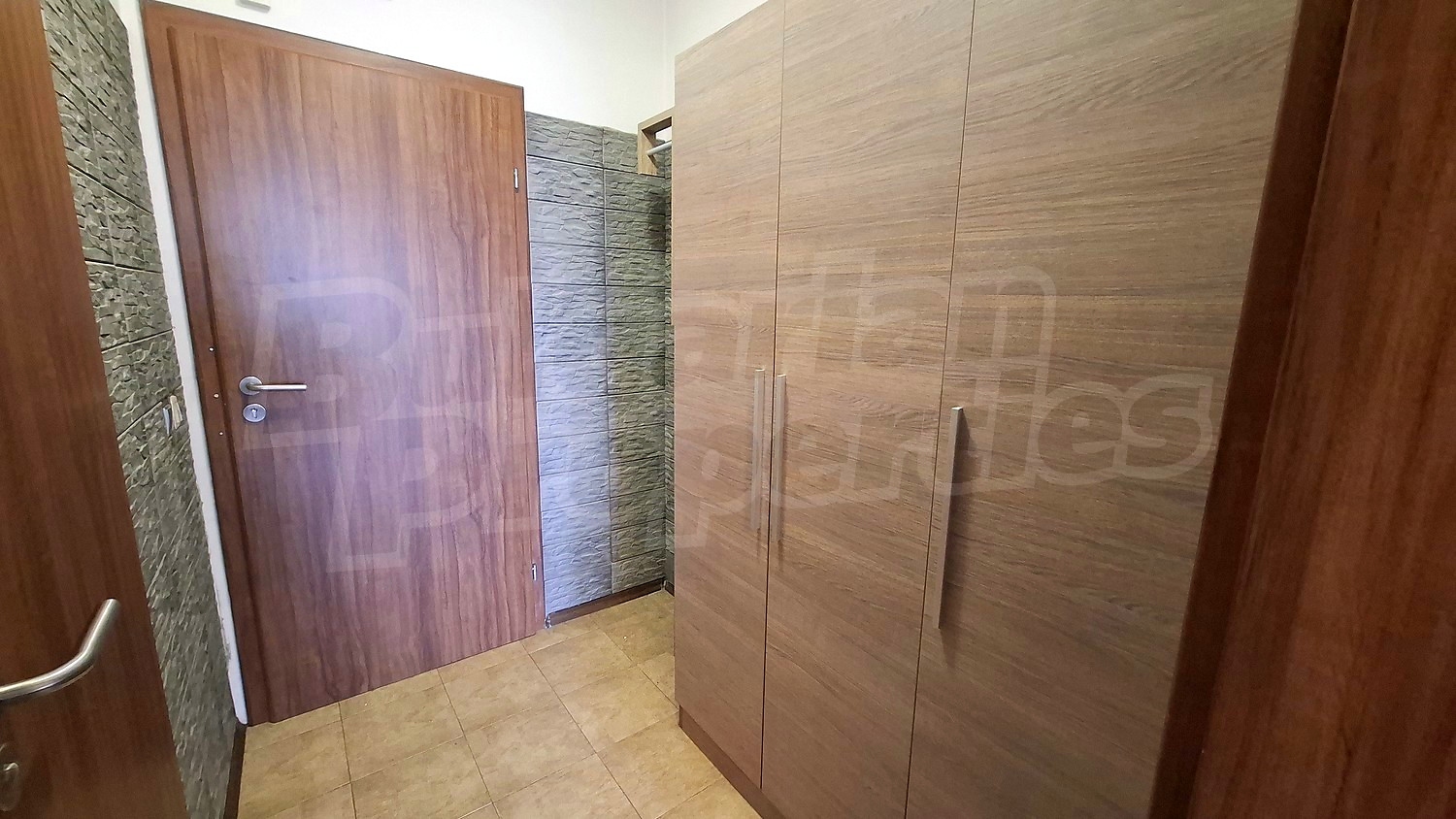 Gallery Picture 14