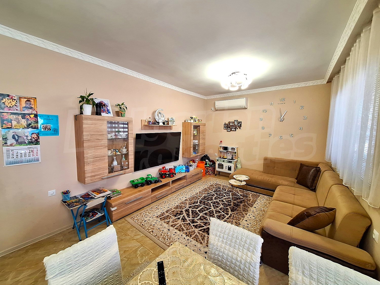 Gallery Picture 12
