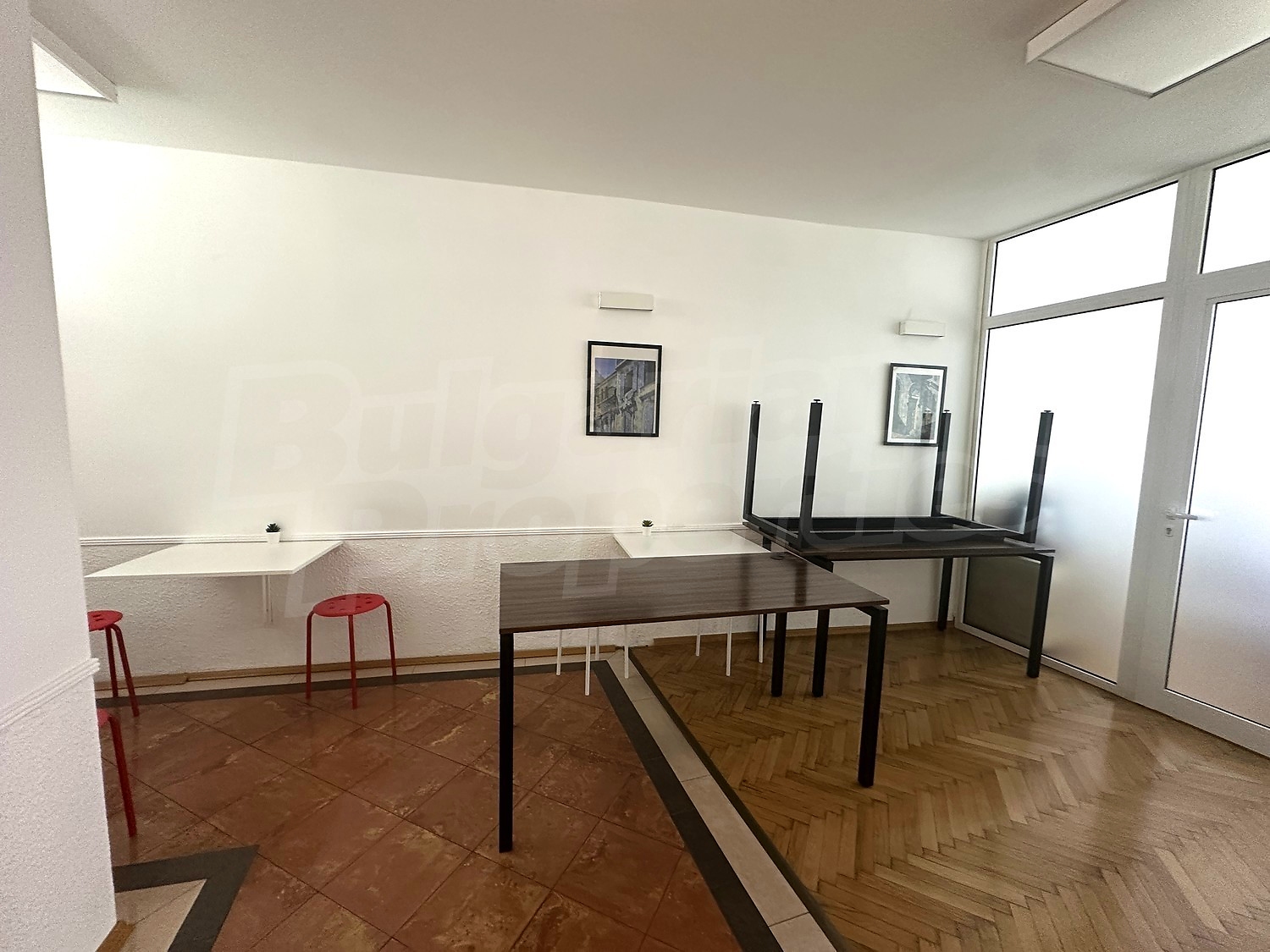 Gallery Picture 19