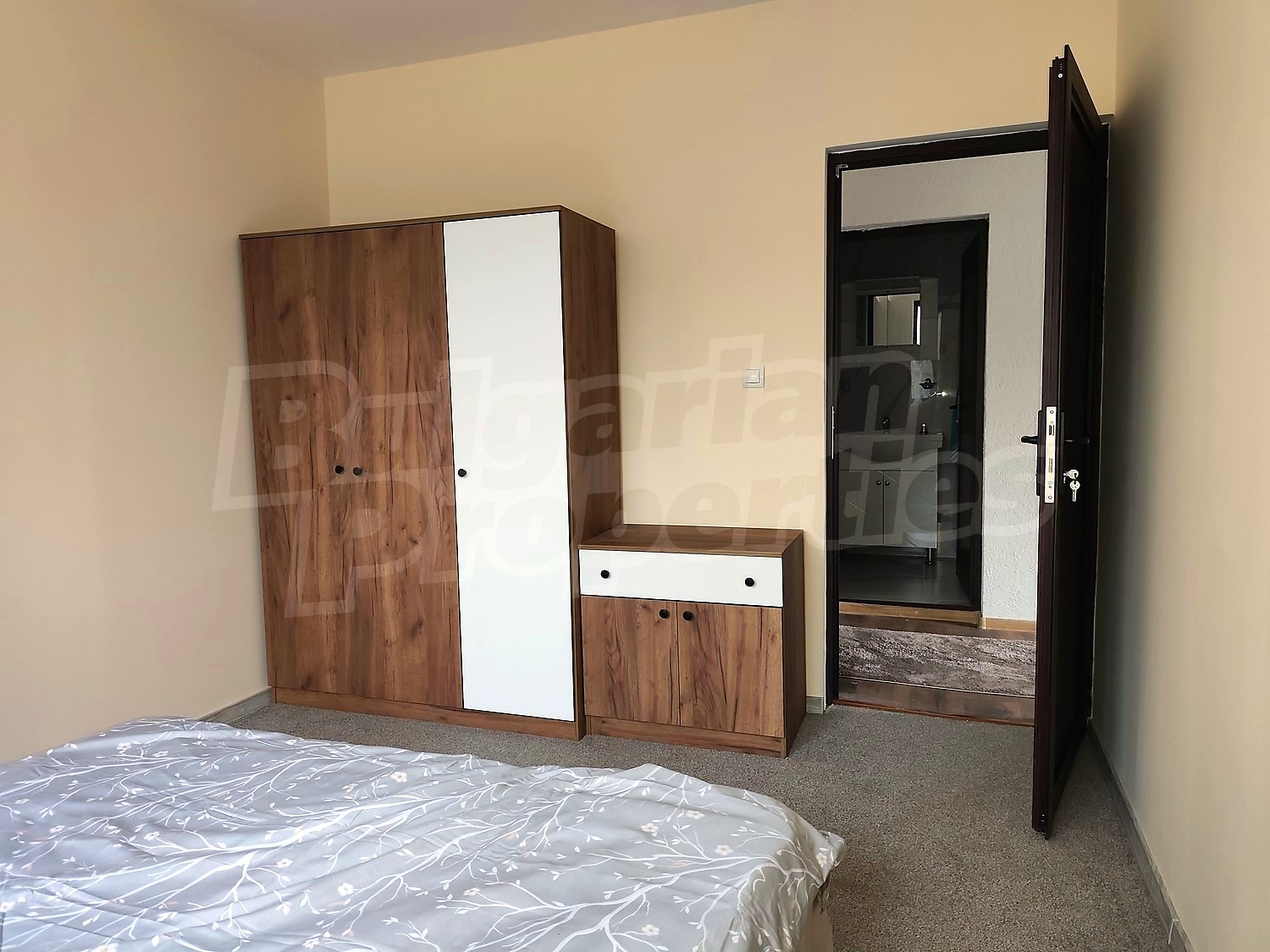 Gallery Picture 17
