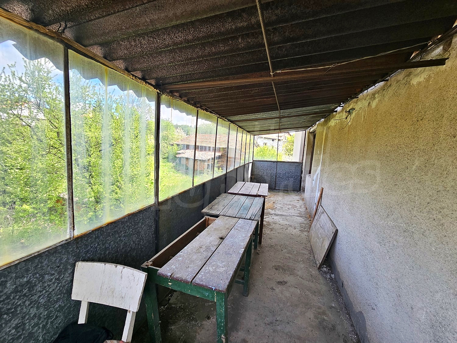 Gallery Picture 16