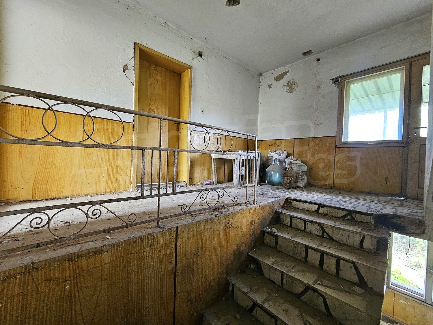 Gallery Picture 19