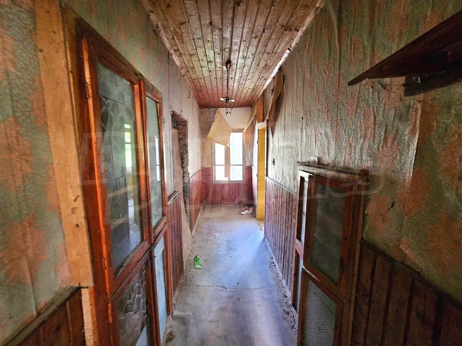Gallery Picture 32