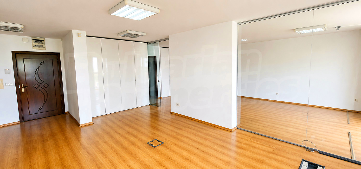 Gallery Picture 6