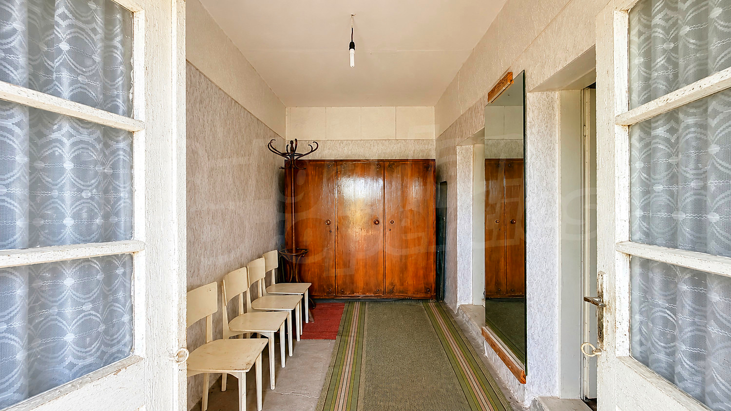 Gallery Picture 2