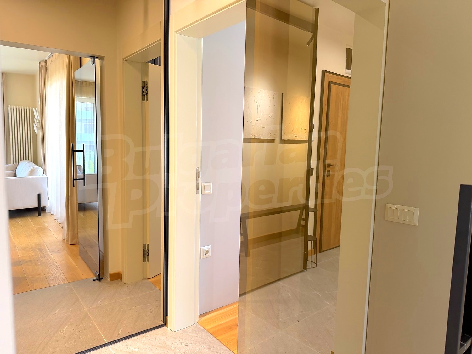 Gallery Picture 8