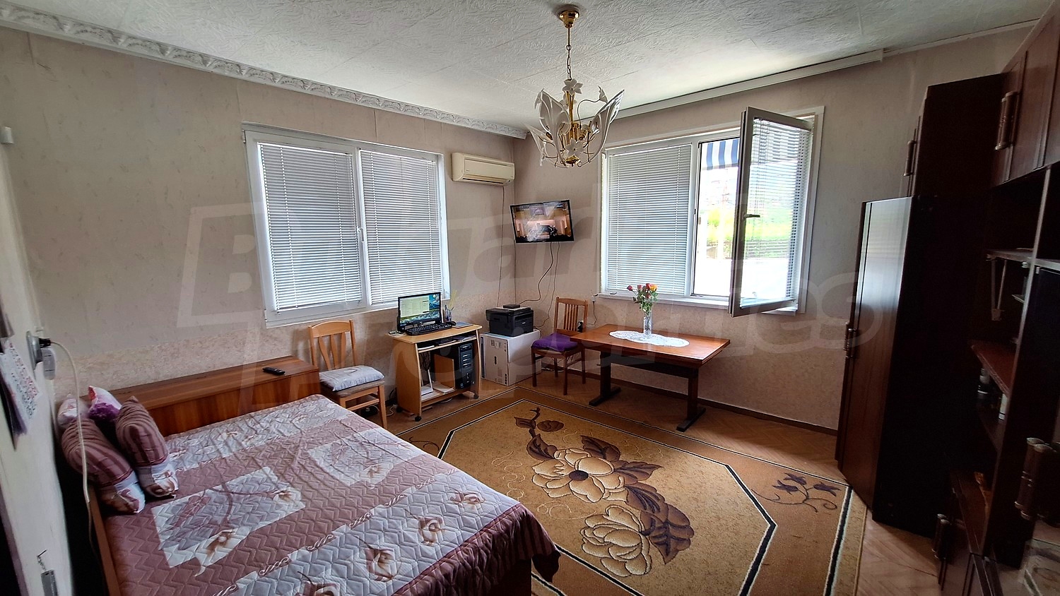 Gallery Picture 5