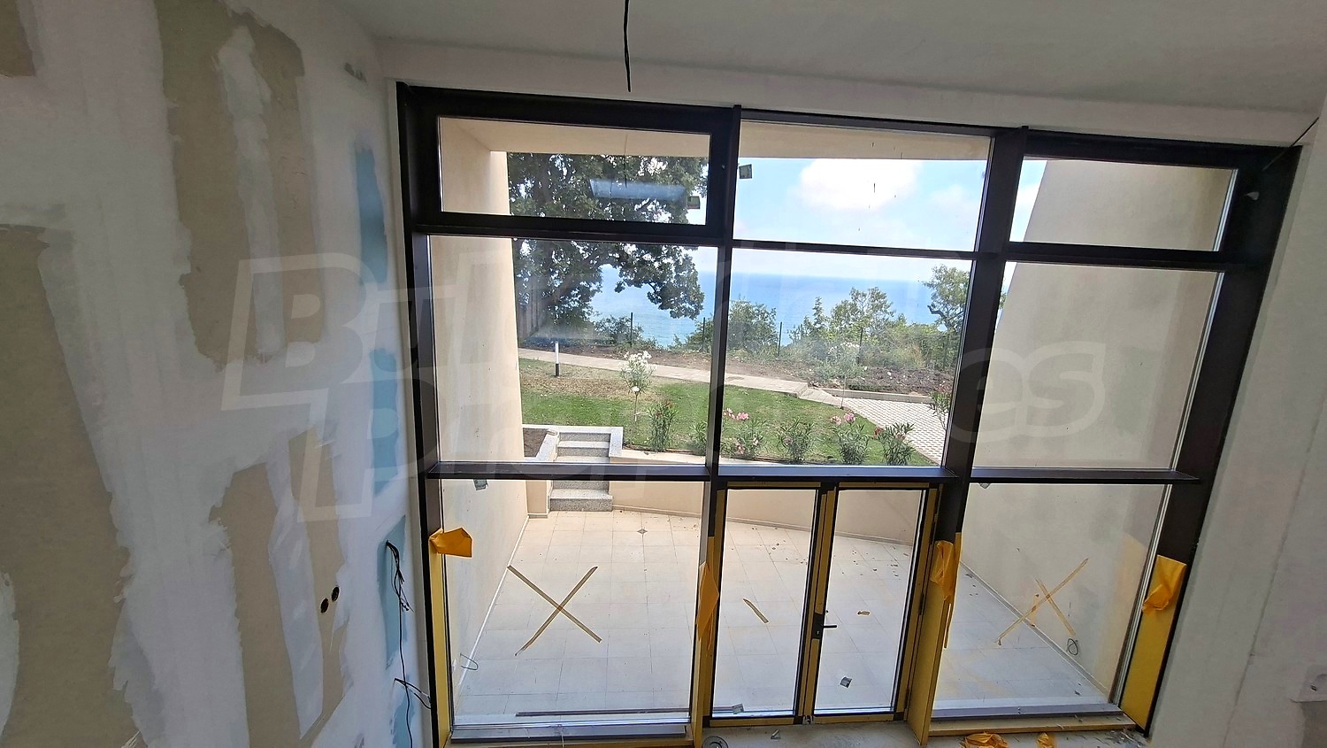 Gallery Picture 17
