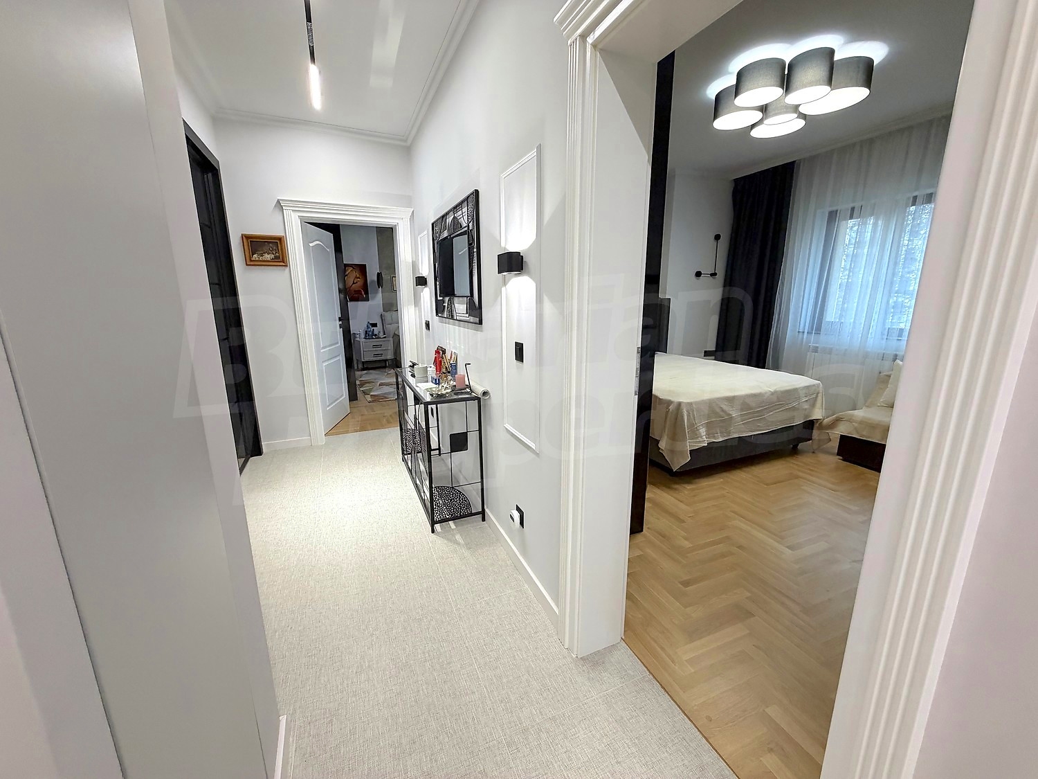 Gallery Picture 9