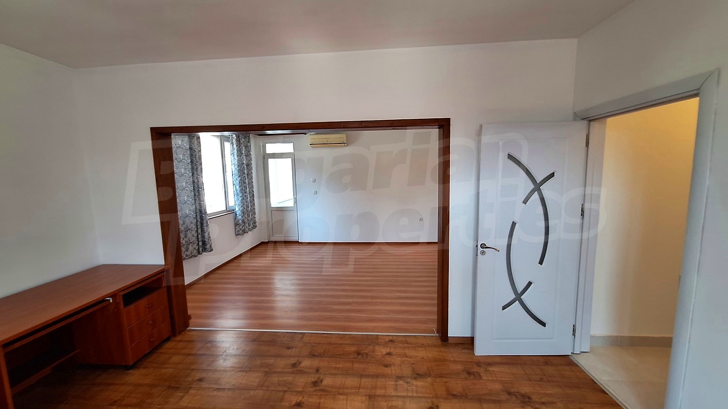 Gallery Picture 2