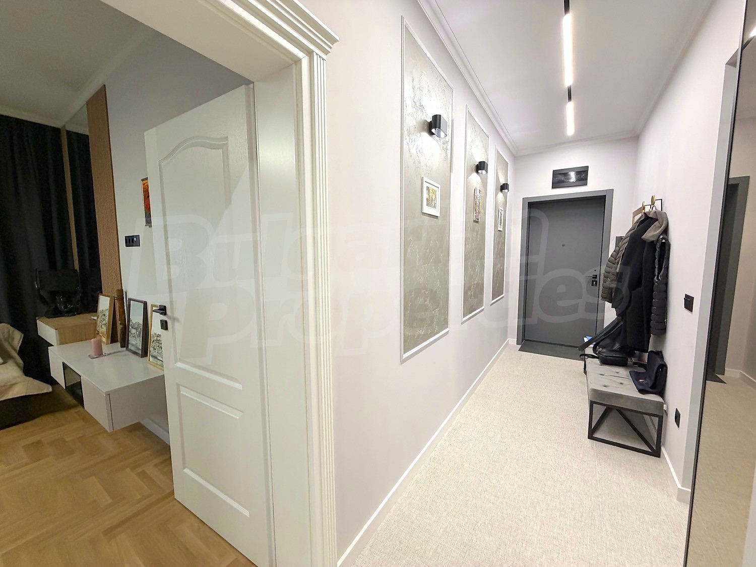 Gallery Picture 35