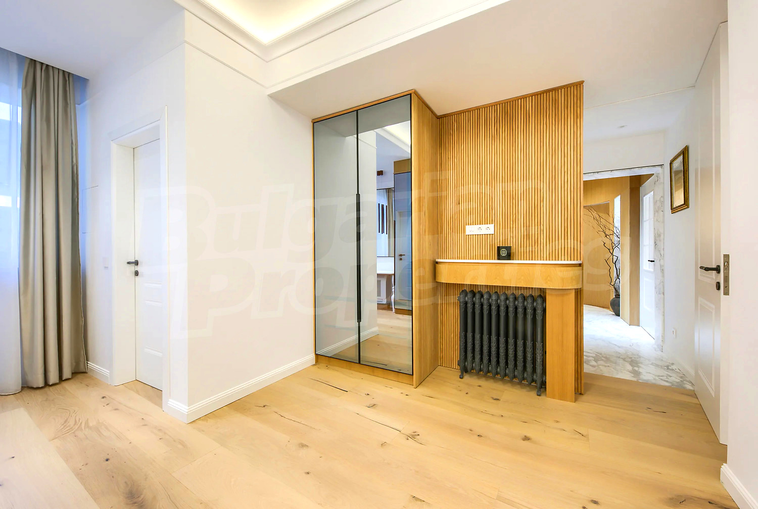 Gallery Picture 12
