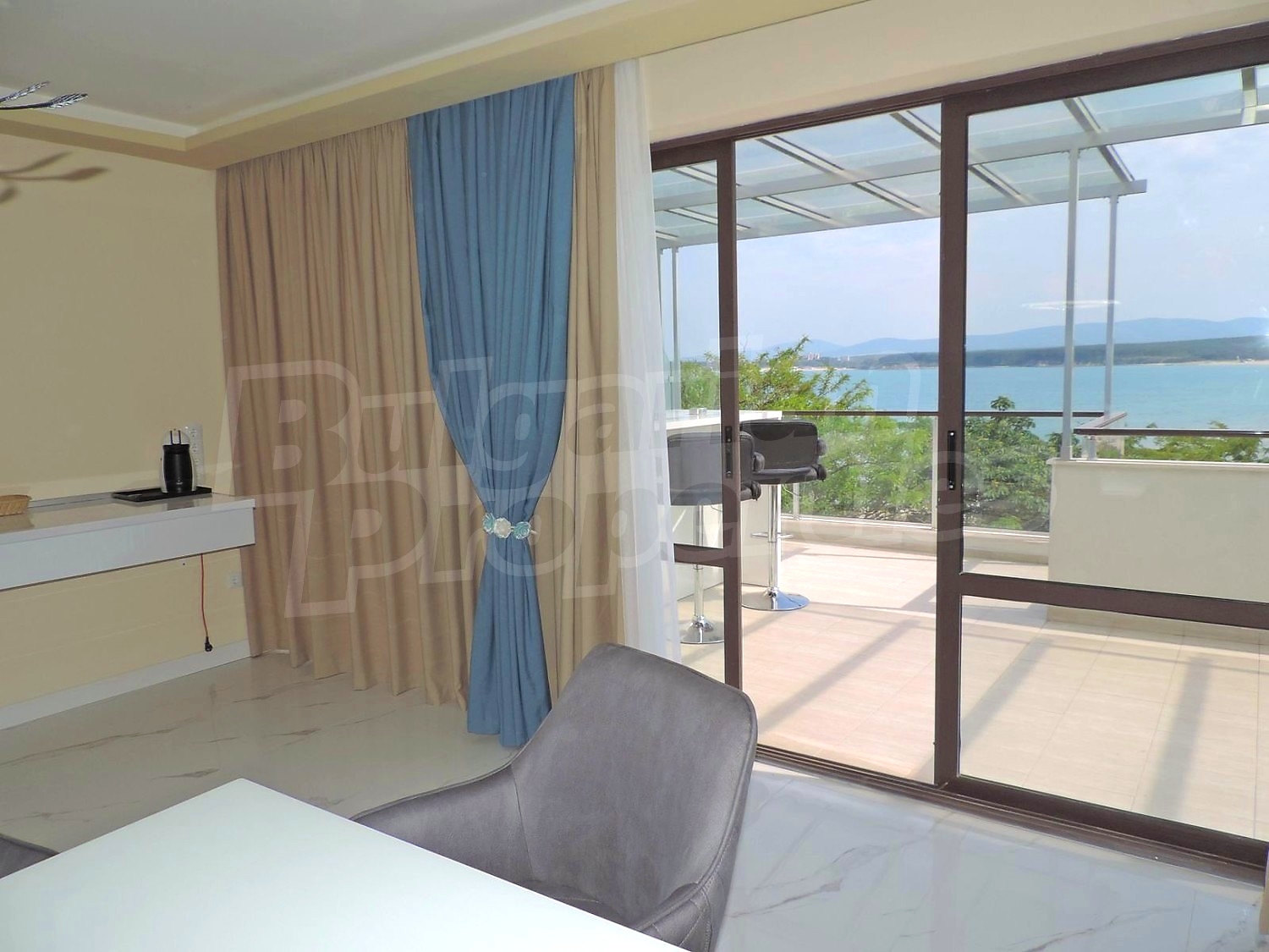 Gallery Picture 3