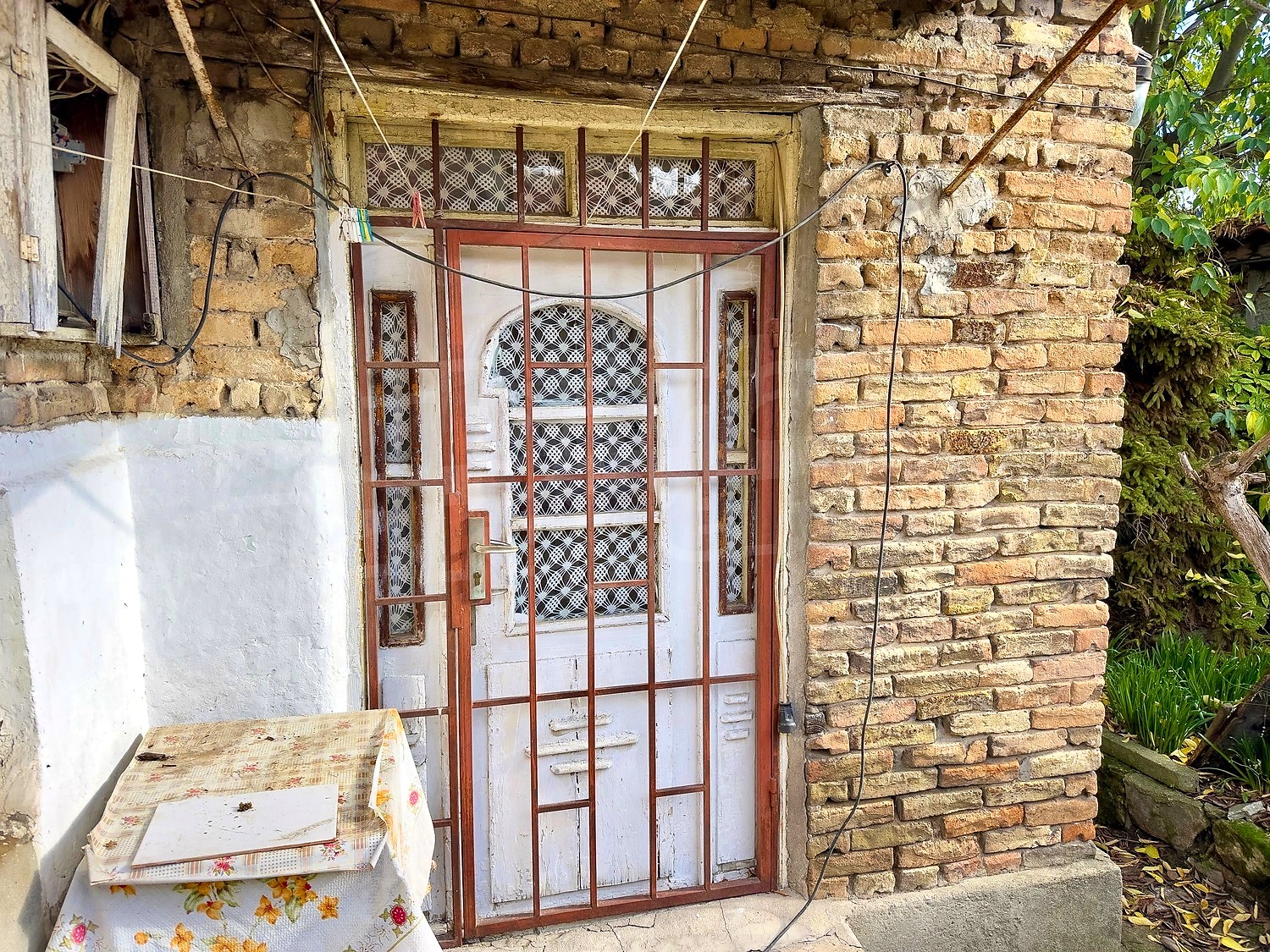 outside, facade, garden