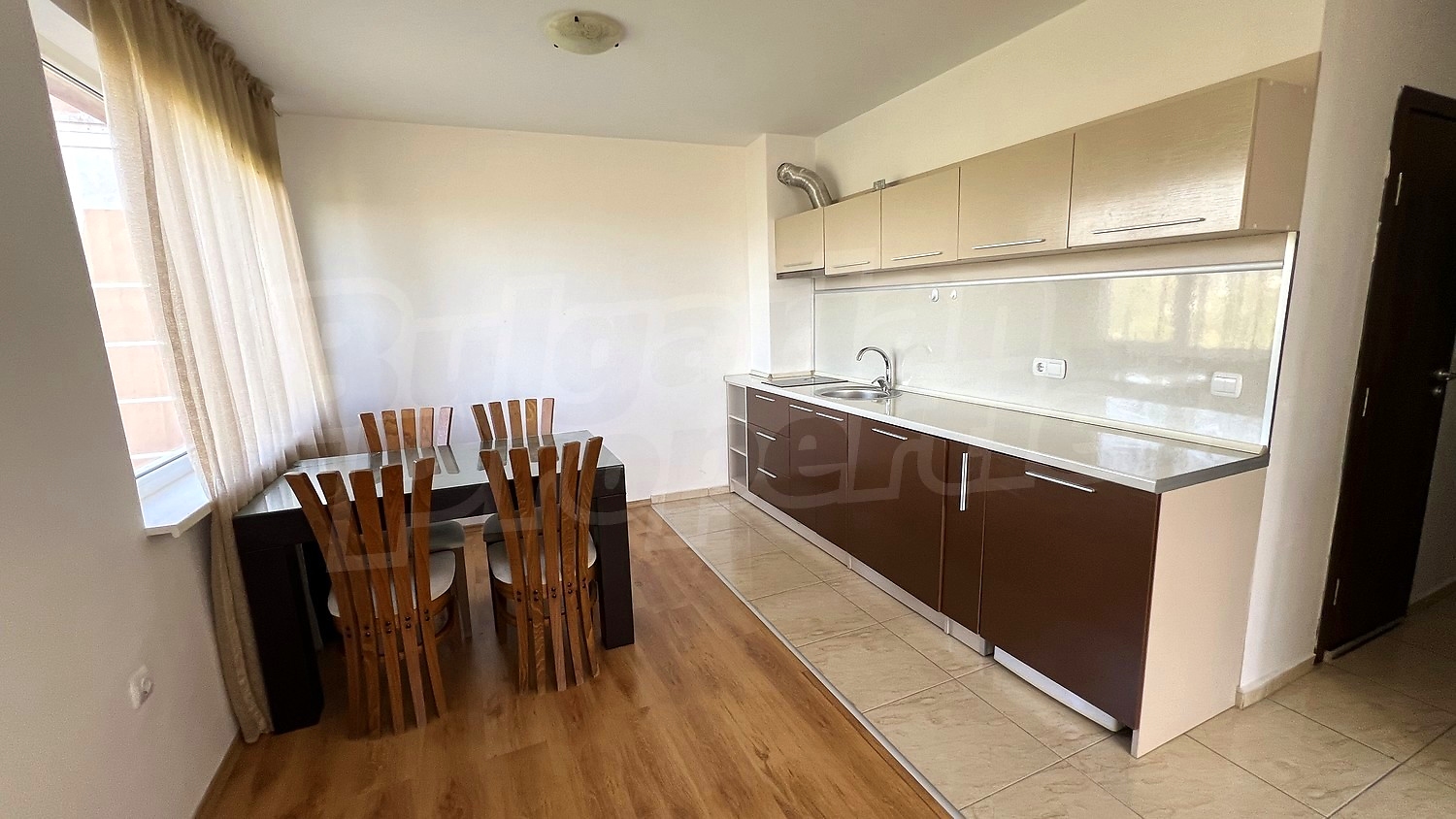 Gallery Picture 30