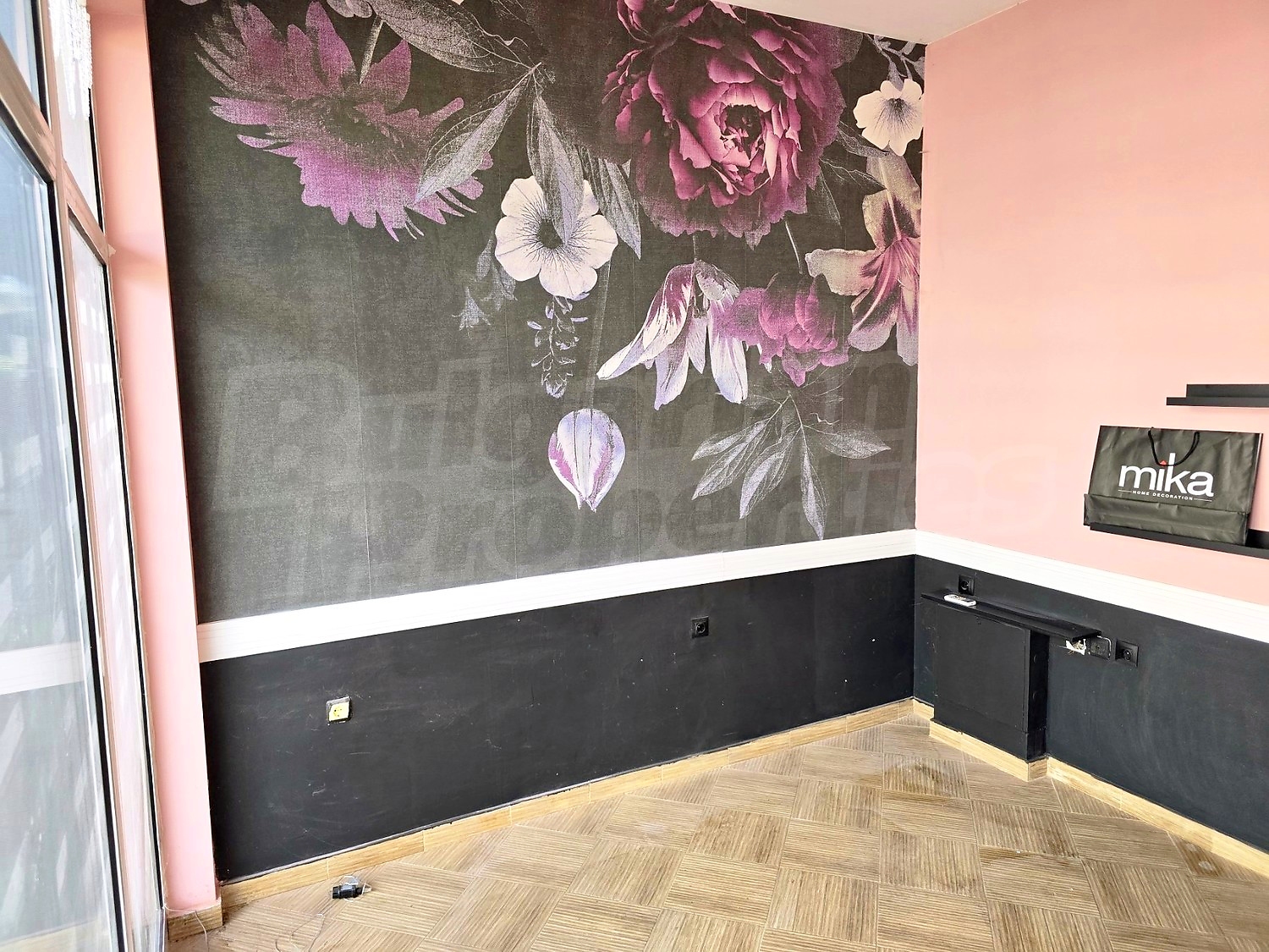 Gallery Picture 2