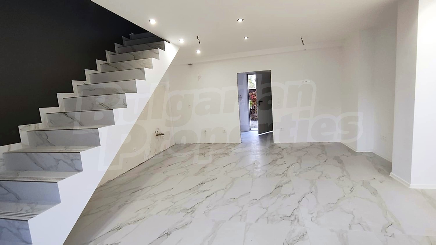 Gallery Picture 7