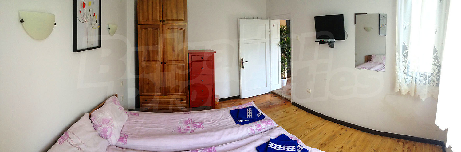Gallery Picture 6