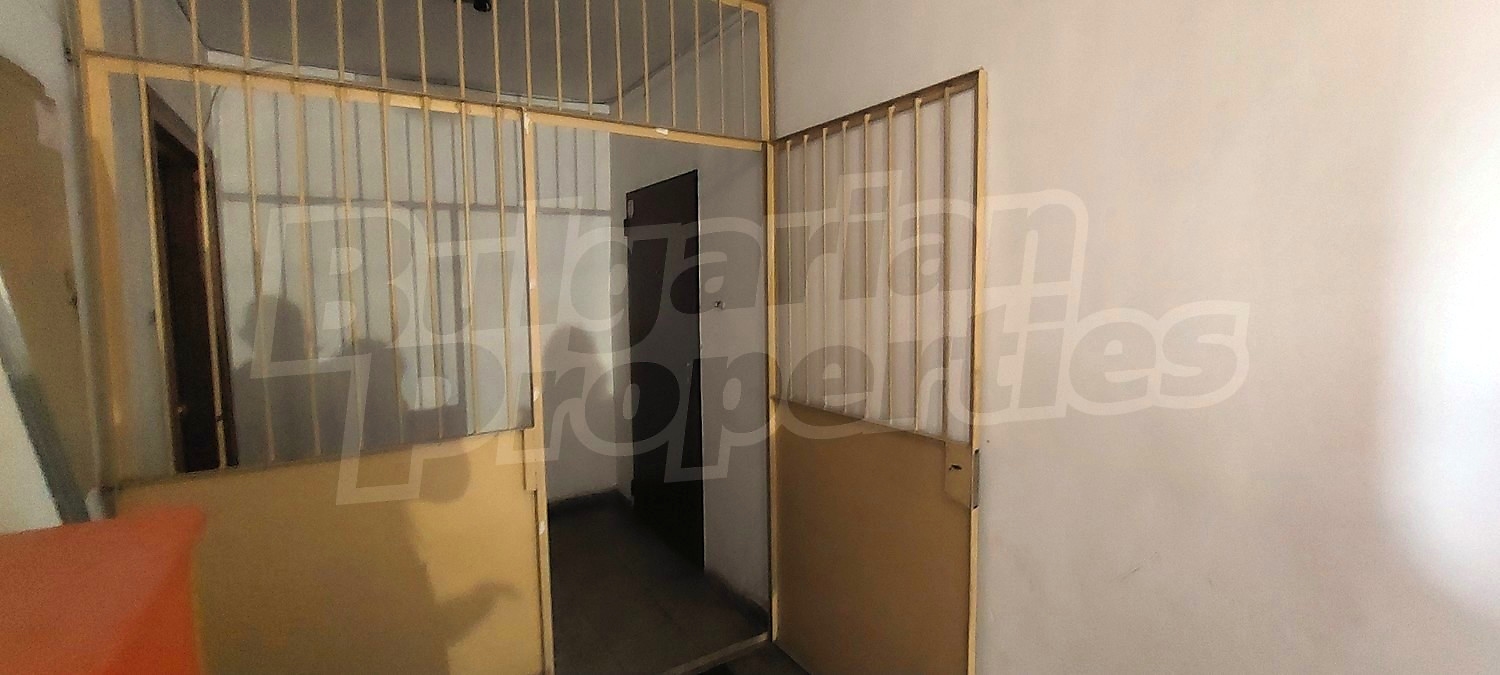 Gallery Picture 31
