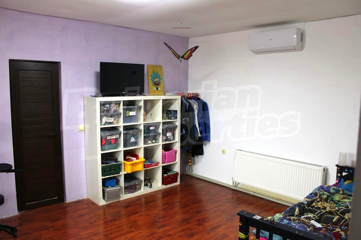 Gallery Picture 37