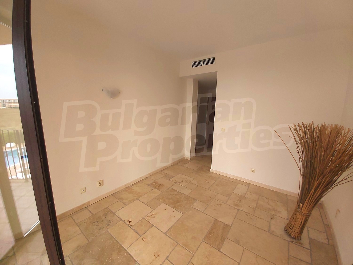 Gallery Picture 14