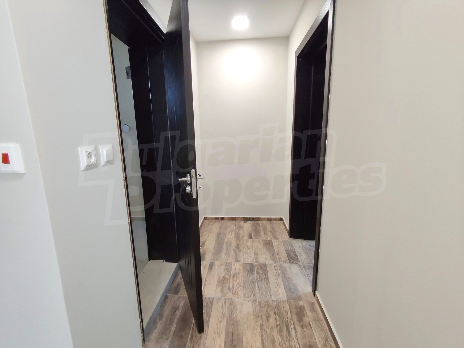 Gallery Picture 10