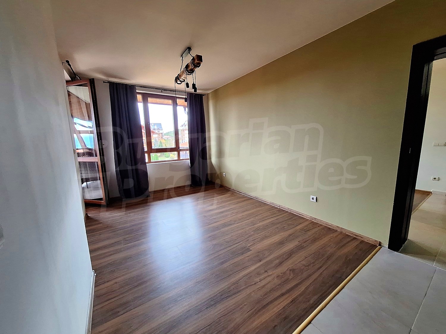 Gallery Picture 25