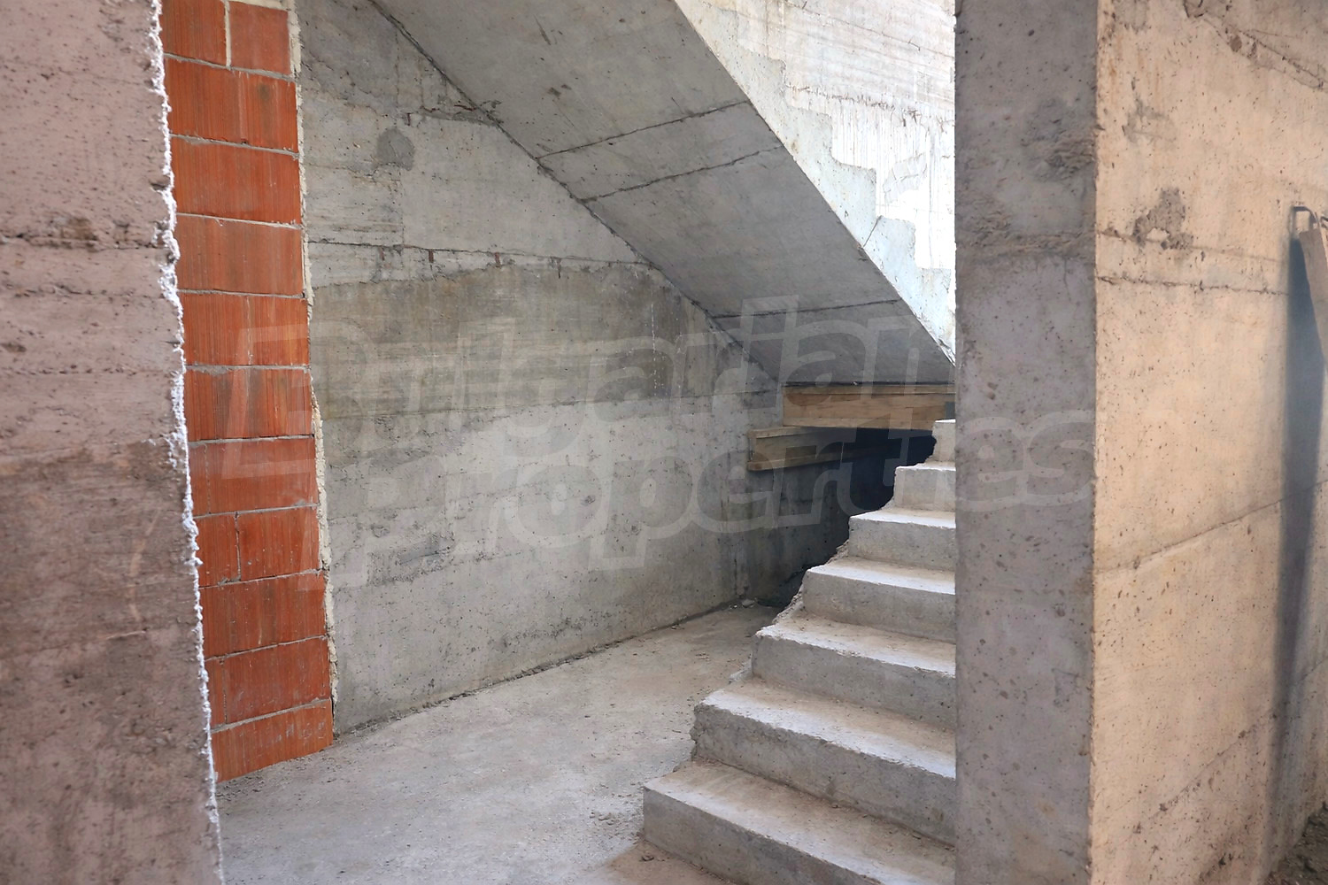 Gallery Picture 6