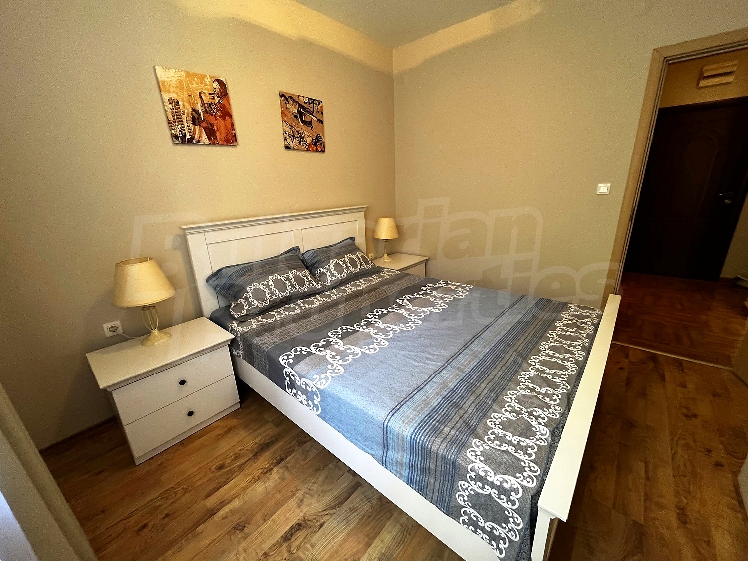 Gallery Picture 15